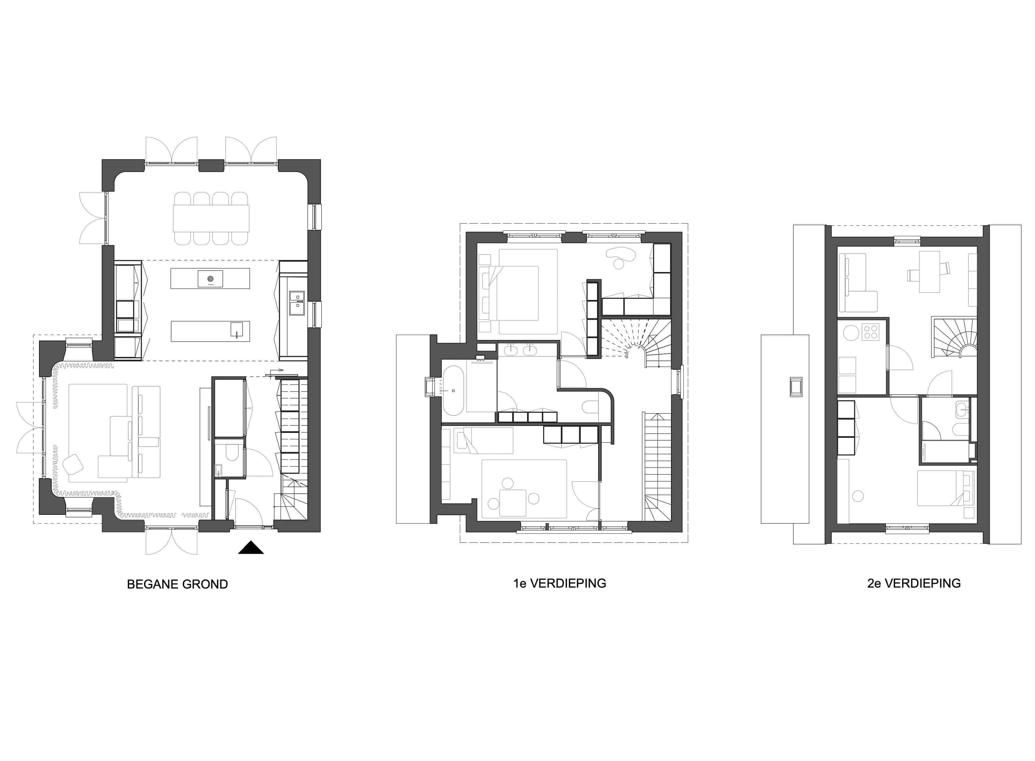 Plattegronden van villa Weesp laten goed de uitbouw en de nieuwe indeling zien.